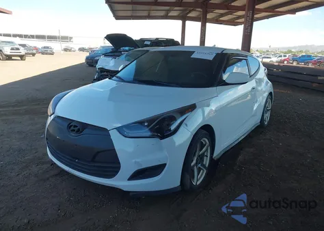 2016 Hyundai Veloster z USA, uszkodzony, nr VIN KMHTC6ADXGU288262